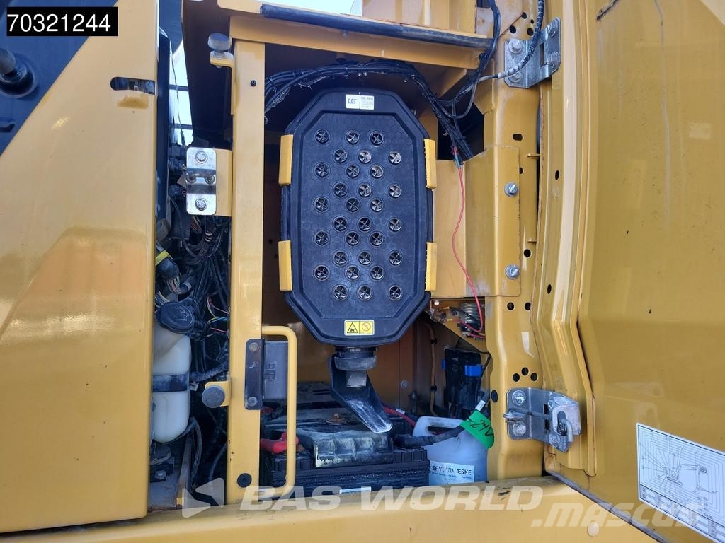 CAT 336 -07A حفارات زحافة