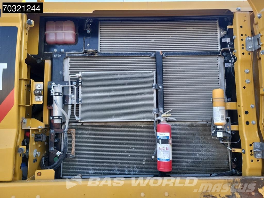 CAT 336 -07A حفارات زحافة