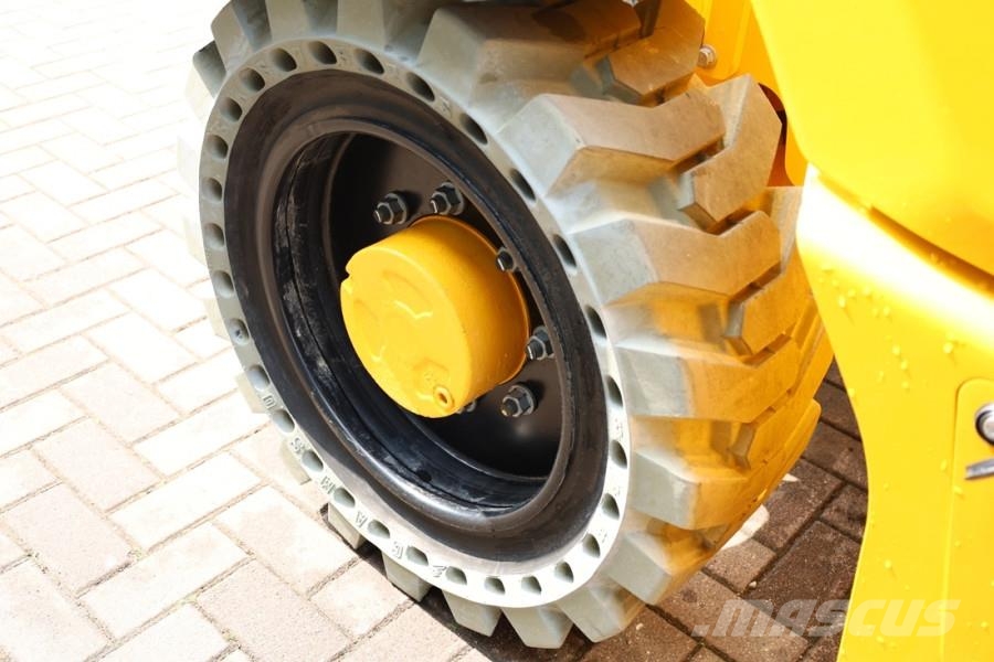 JCB 525-60E Fully Electric, 2500kg Capacity, 6m Liftin Телескопічні навантажувачі