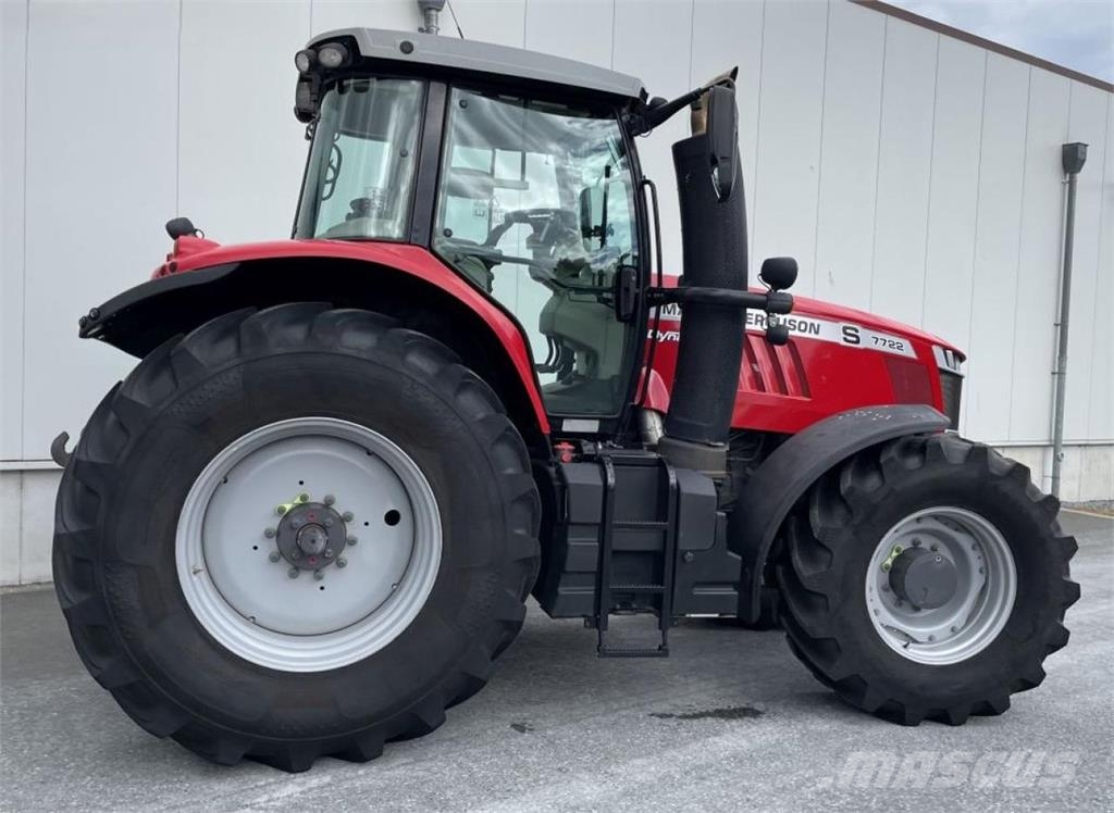 Massey Ferguson 7722 S Dyna-VT Traktorit