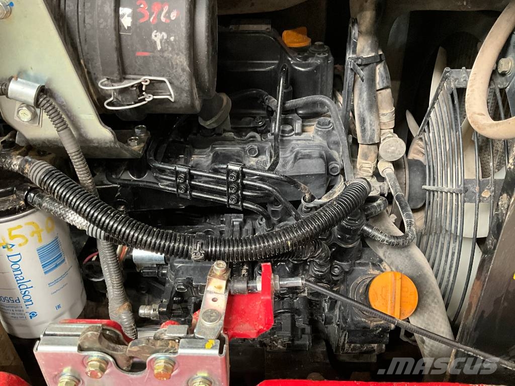 Takeuchi TB 153 FR حفارات صغيرة أقل من 7 طن (حفارات صغيرة)
