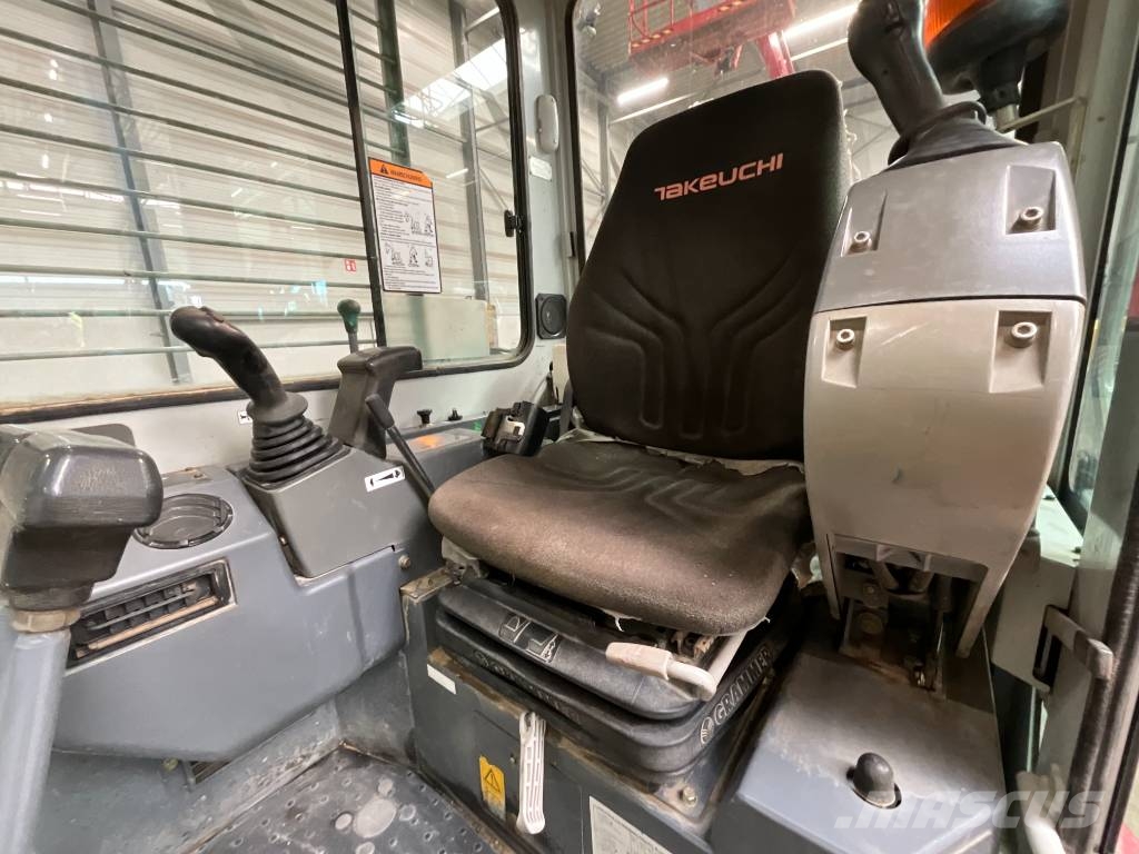 Takeuchi TB 153 FR حفارات صغيرة أقل من 7 طن (حفارات صغيرة)