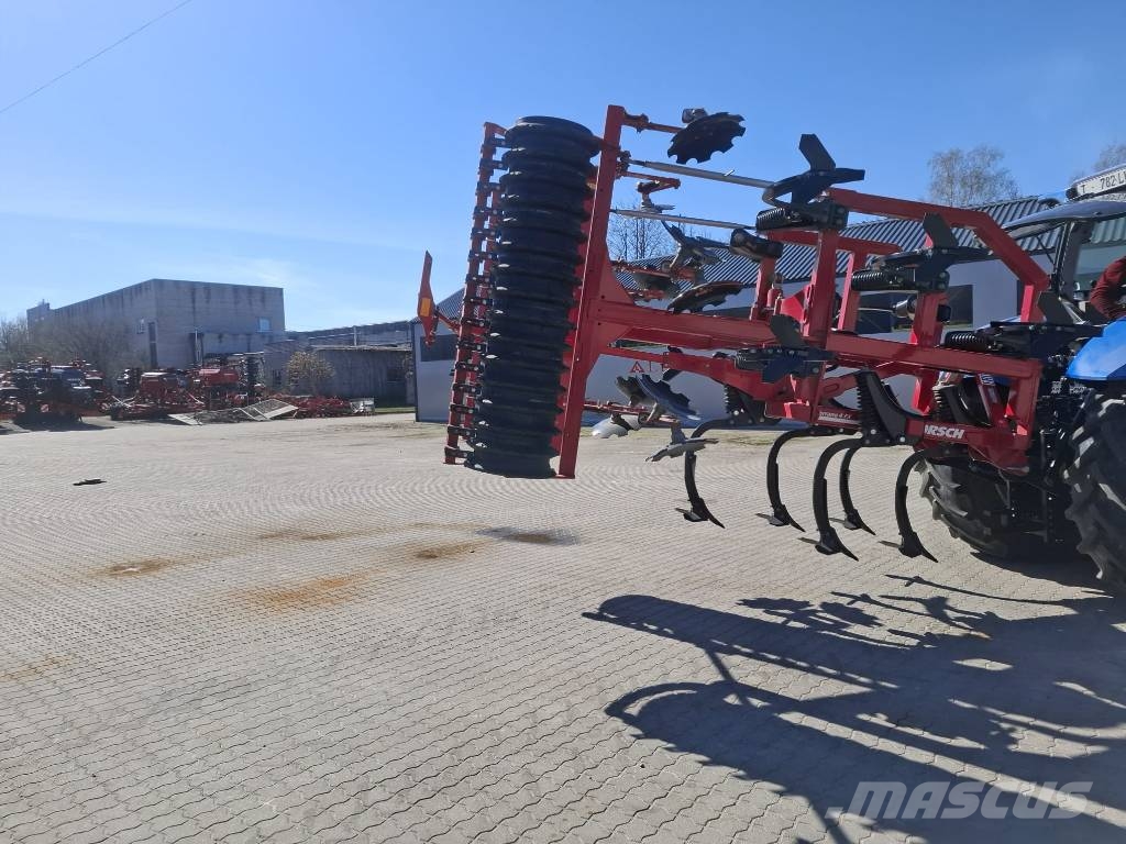 Horsch Terrano 4 FX Déchaumeur, cultivateur