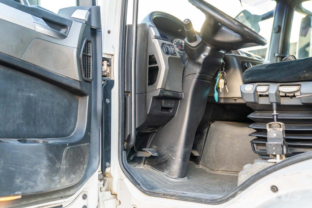 MAN TGS 41.400 BB Tipper trucks