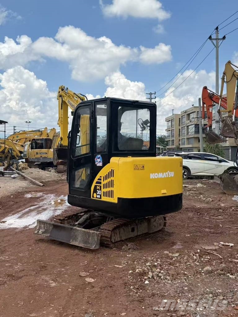 Komatsu PC 30 Εκσκαφάκι (διαβολάκι) < 7t