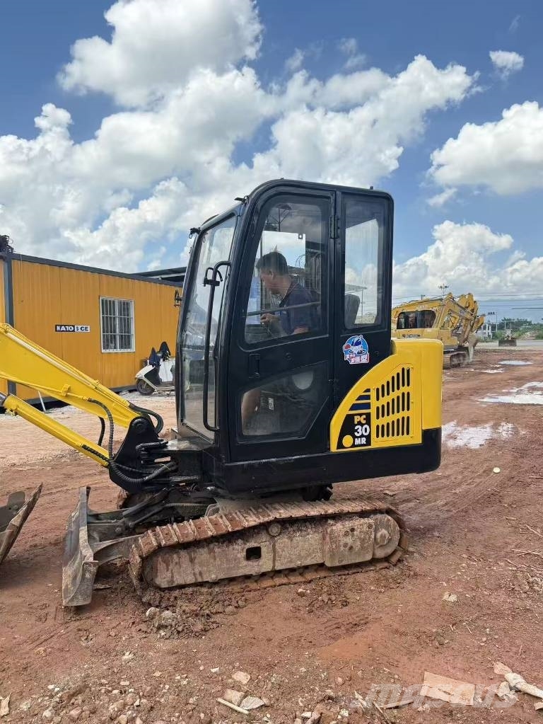 Komatsu PC 30 Εκσκαφάκι (διαβολάκι) < 7t