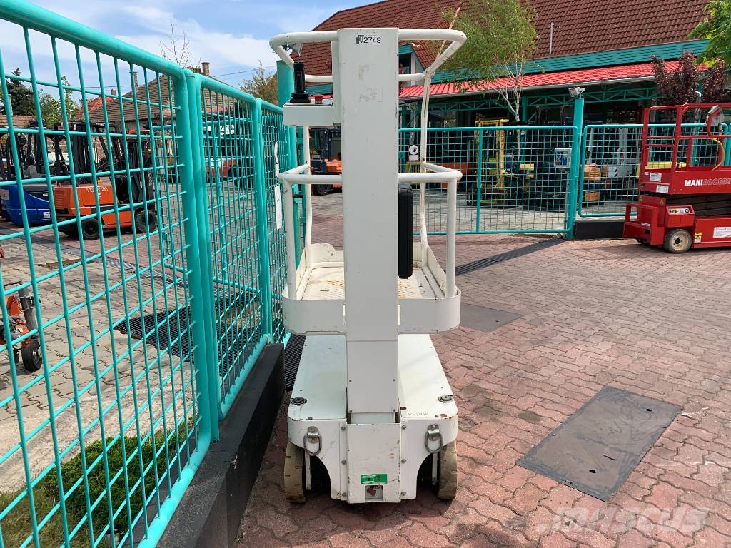 UpRight TM 12 V-2748 EO Vertikalne radne podizne platforme