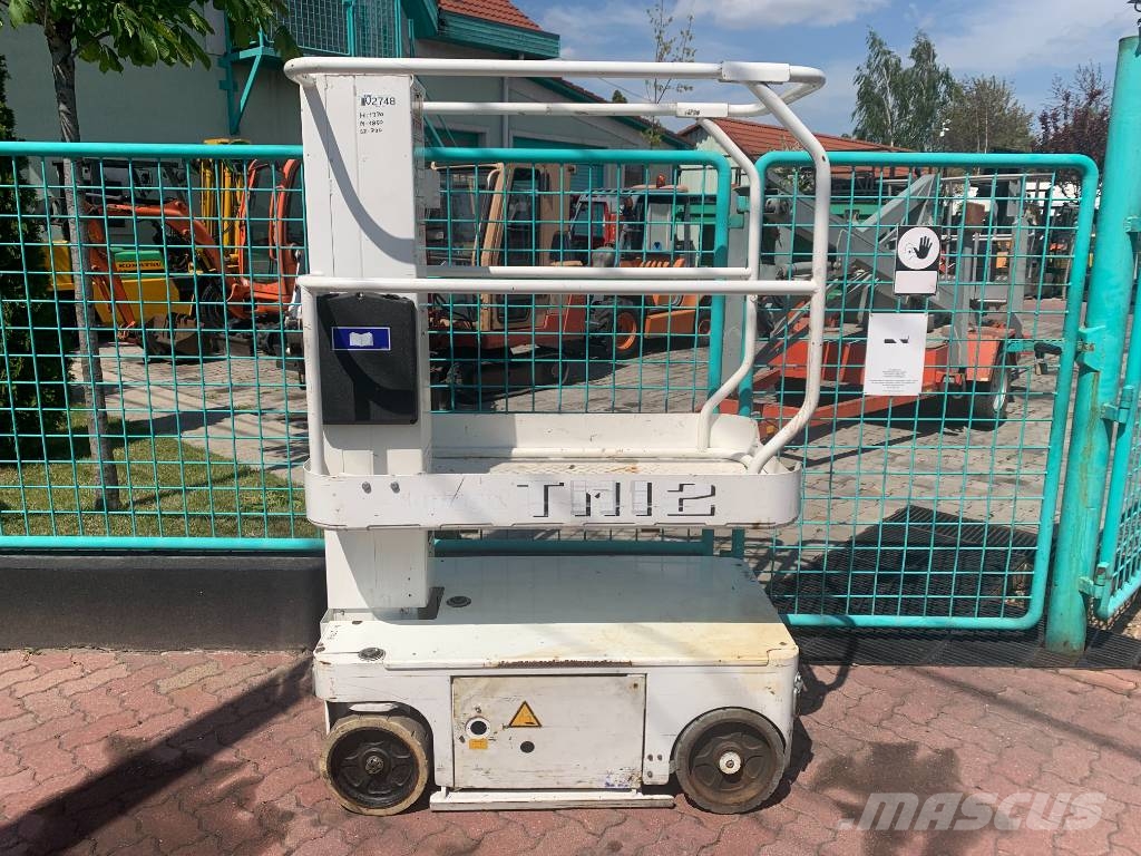 UpRight TM 12 V-2748 EO Vertikalne radne podizne platforme