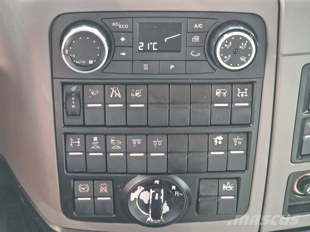 MAN TGX 26.500 6x2/4 - PTO/Hydraulic - Navi - Steering Tractores (camiões)