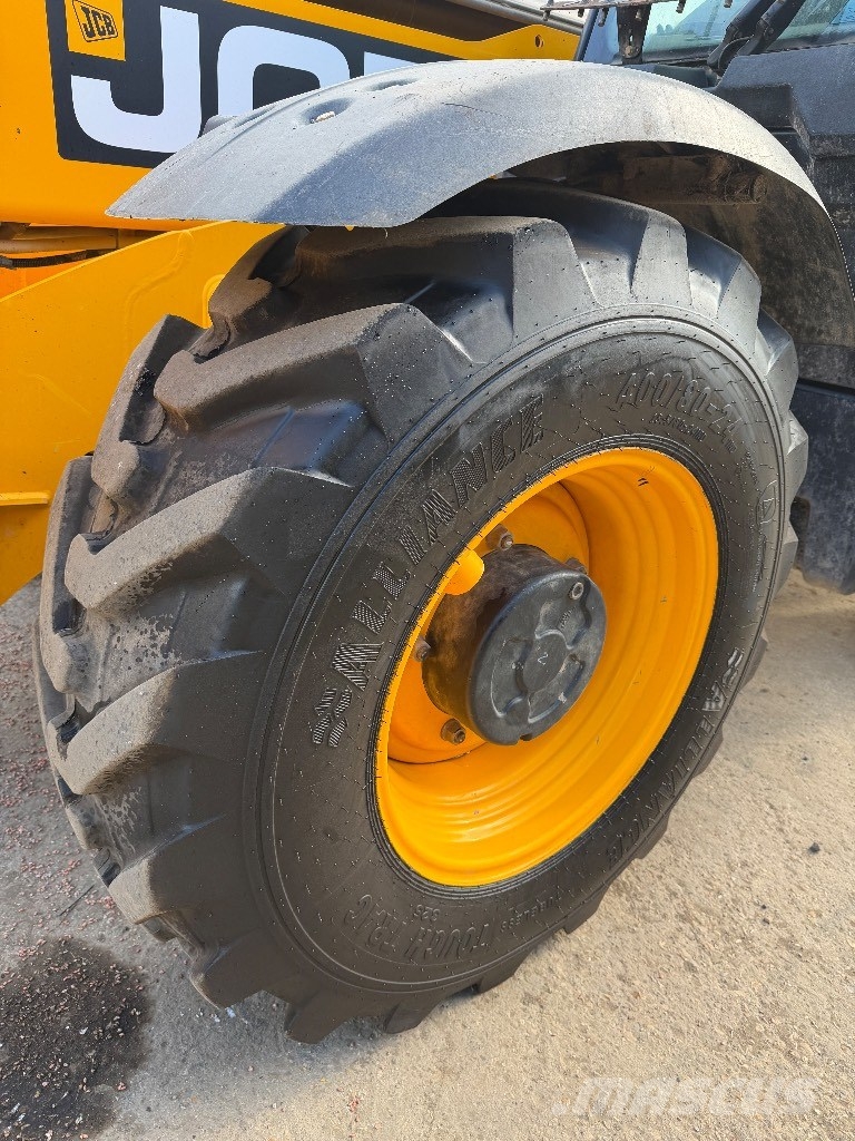 JCB 540-140 Telescopic handlers