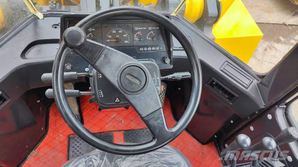 Komatsu WA 470 made in Japan Wheel loaders
