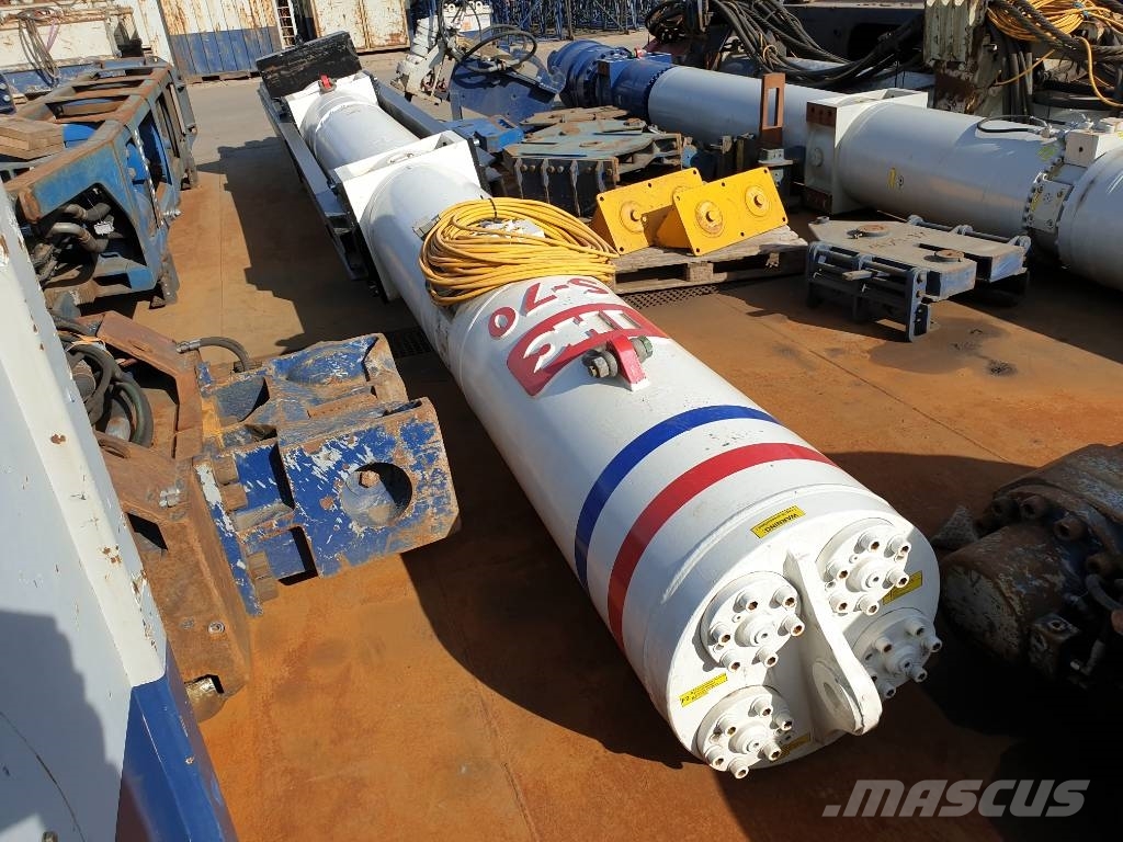 IHC S-70 hydrohammer مطارق دق خوازيق هيدروليكية