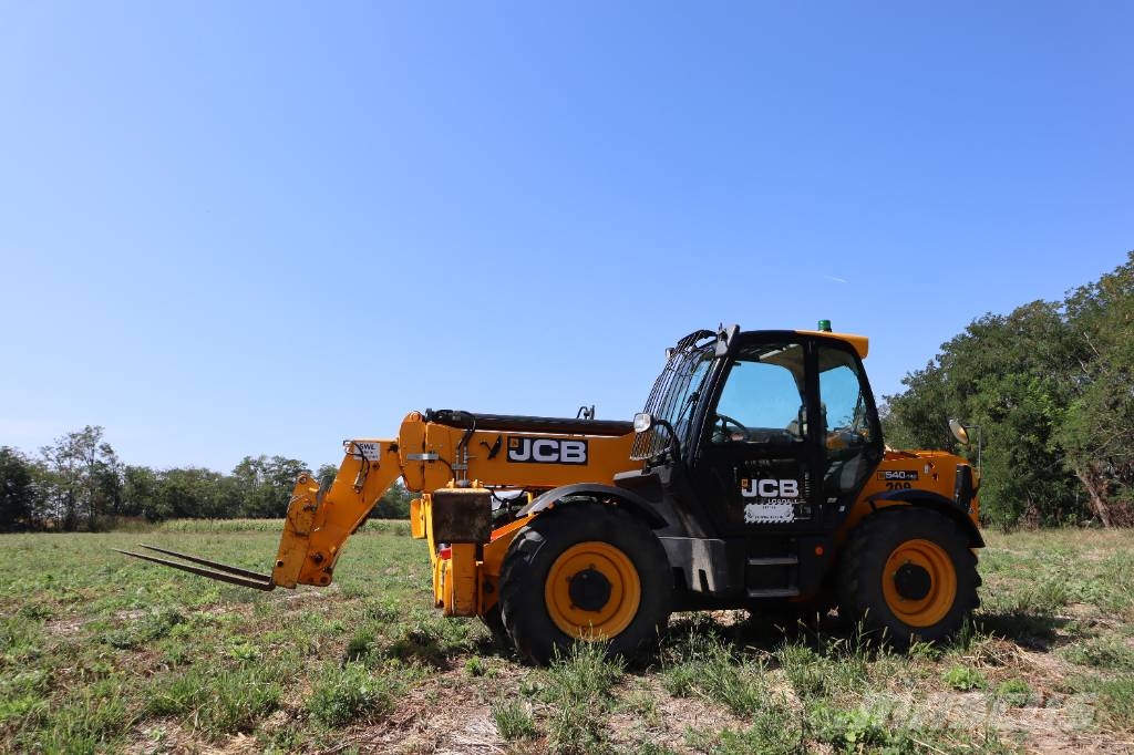 JCB 540-140 Teleskopski viličarji