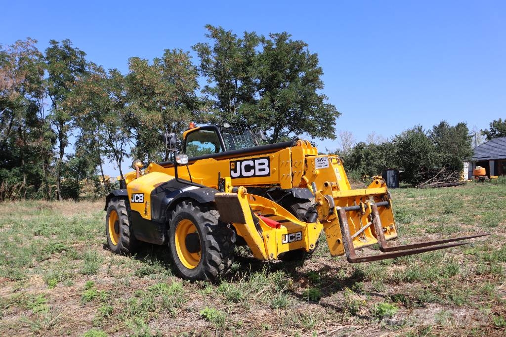 JCB 540-140 Teleskopski viličarji