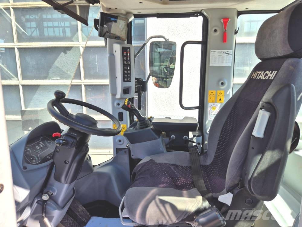 Hitachi ZW 220-7 Wielladers
