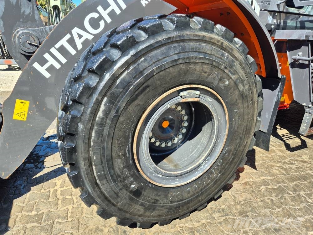 Hitachi ZW 220-7 Wielladers