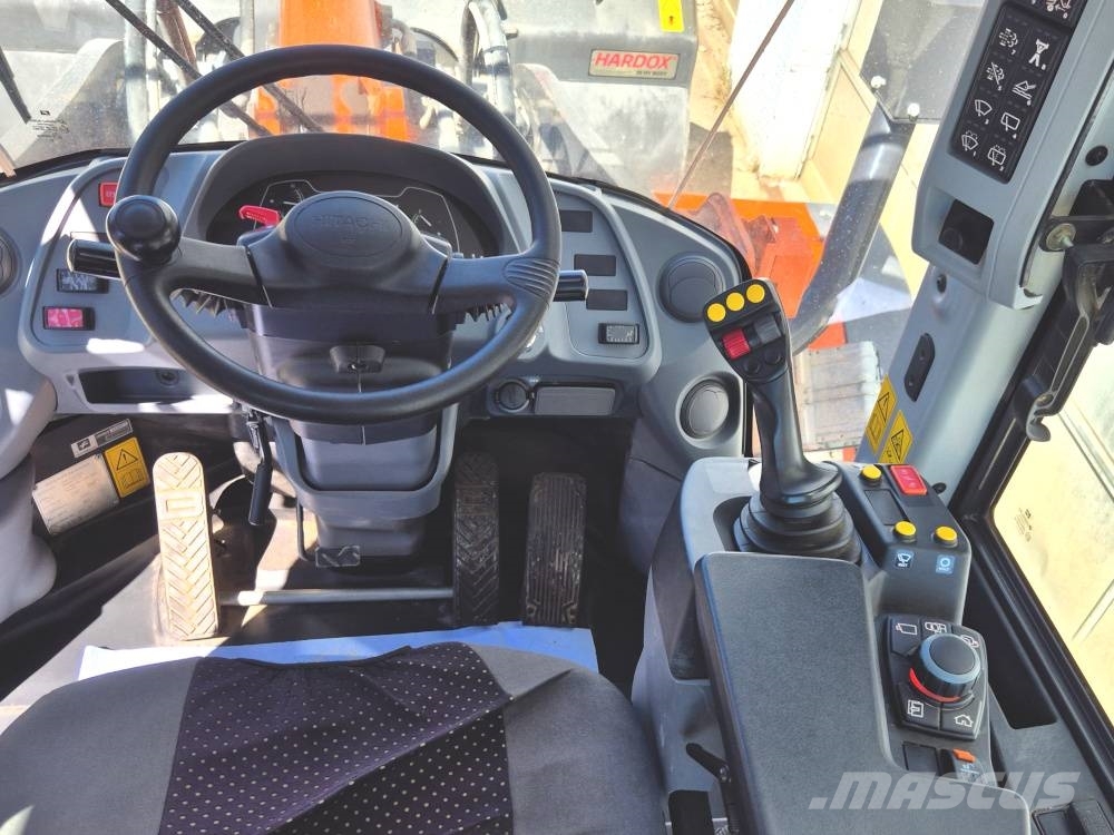 Hitachi ZW 220-7 Wielladers