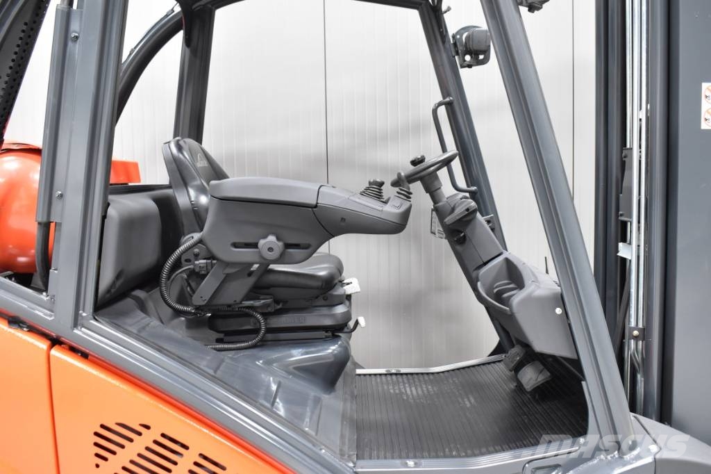Linde H 35 T - 02 Chariots GPL