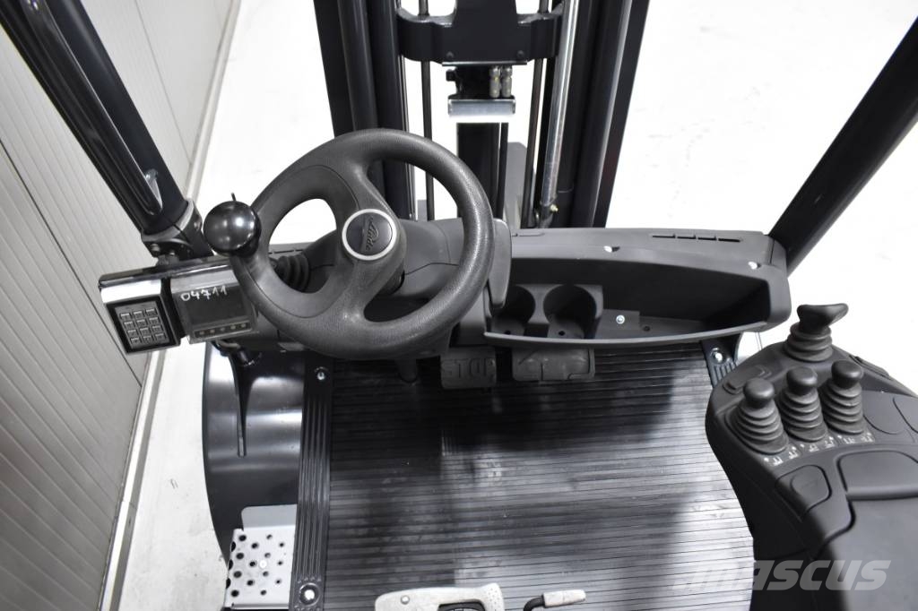 Linde H 35 T - 02 Chariots GPL