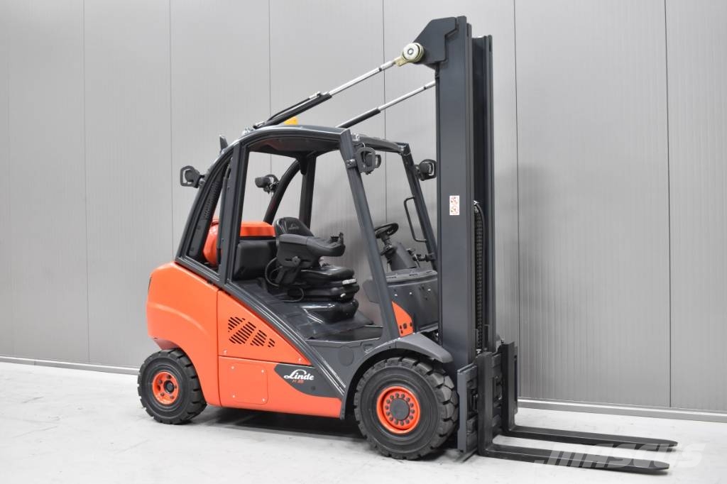 Linde H 35 T - 02 Chariots GPL