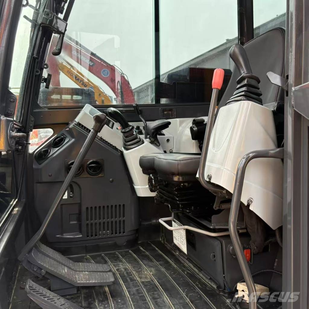 Yanmar Vio 85 حفارات وسط 7 طن - 12 طن