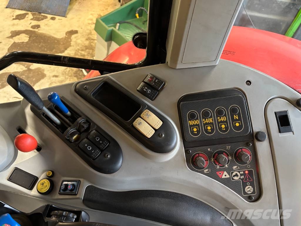 Massey Ferguson 7495 DYNA-VT トラクター