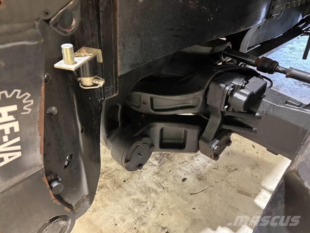Massey Ferguson 7495 DYNA-VT トラクター