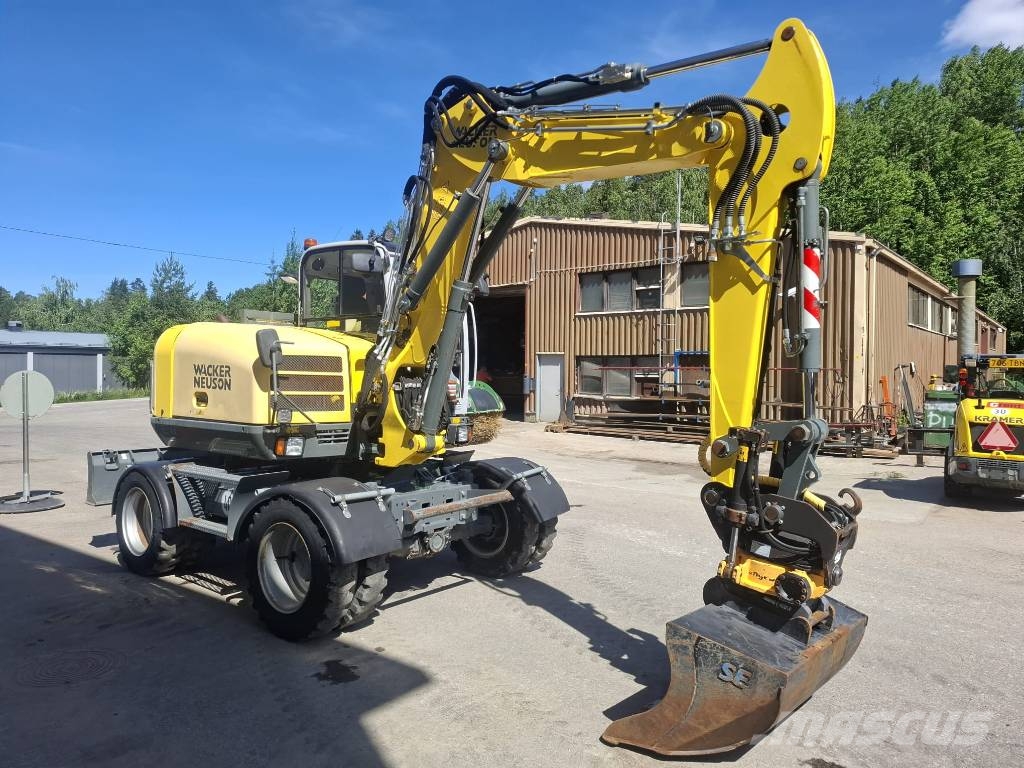 Wacker Neuson EW 100 Excavadoras de ruedas