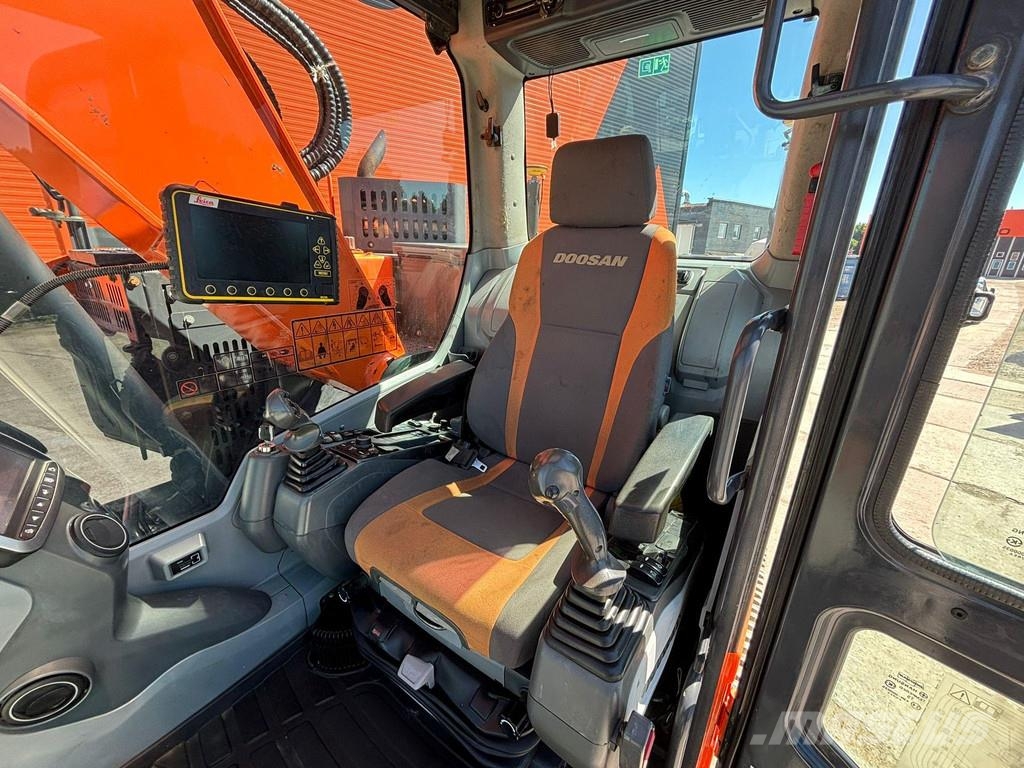 Doosan DX 235 LCR-5 3 D / TILTROTATOR / CENTRAL LUBRICATI Escavadoras de rastos