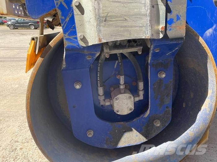 Hamm HD 12 VV Walce dwubębnowe