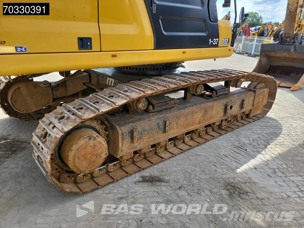 CAT 352 -07A حفارات زحافة
