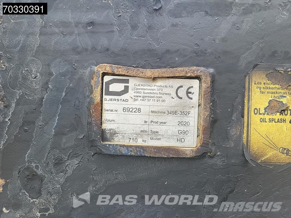 CAT 352 -07A حفارات زحافة