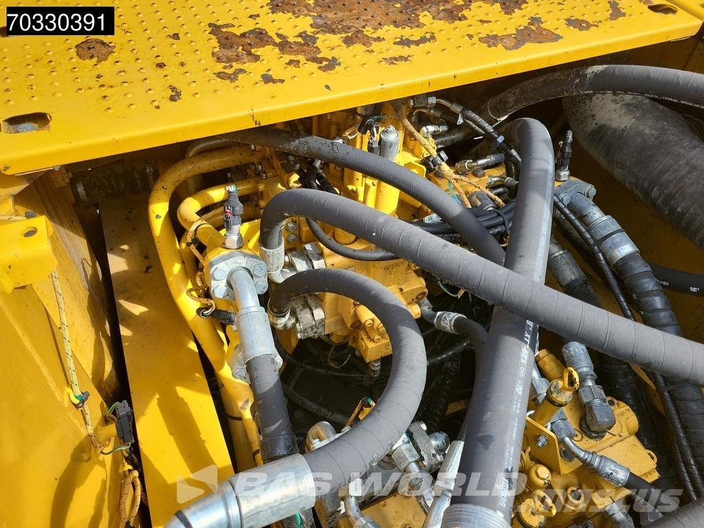 CAT 352 -07A حفارات زحافة