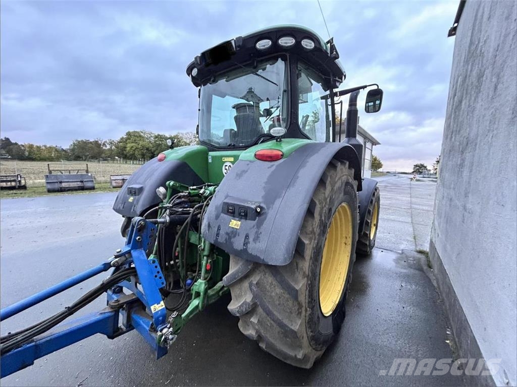 John Deere 7270R E23 Tractoren