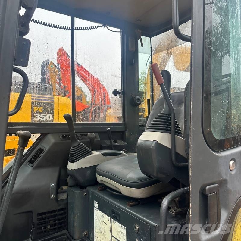 Komatsu PC30 Εκσκαφείς με ερπύστριες
