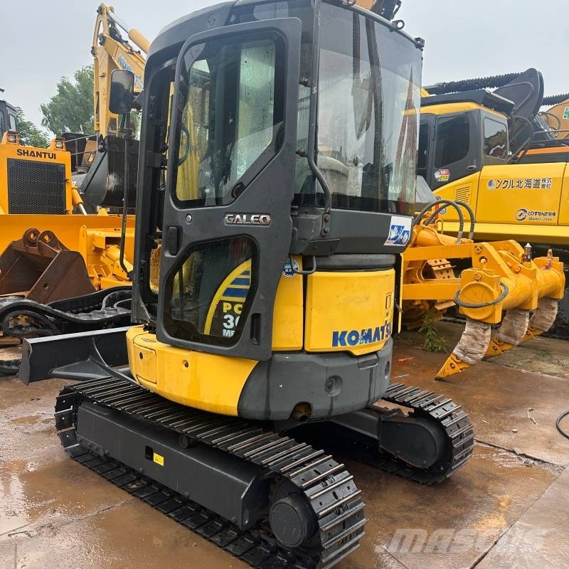 Komatsu PC30 Εκσκαφείς με ερπύστριες