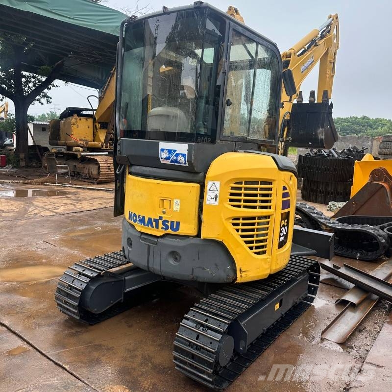 Komatsu PC30 Εκσκαφείς με ερπύστριες
