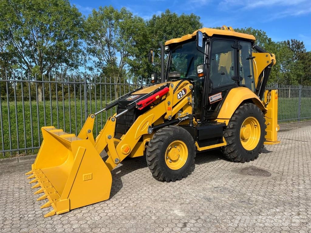 CAT 424 Backhoe Loader New 2025 Backhoe loaders