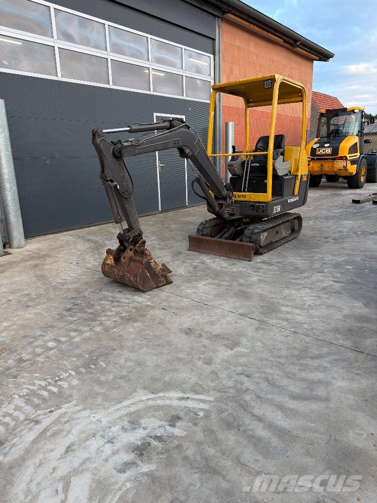 Volvo EC 15 B XR Mini bagri <7t