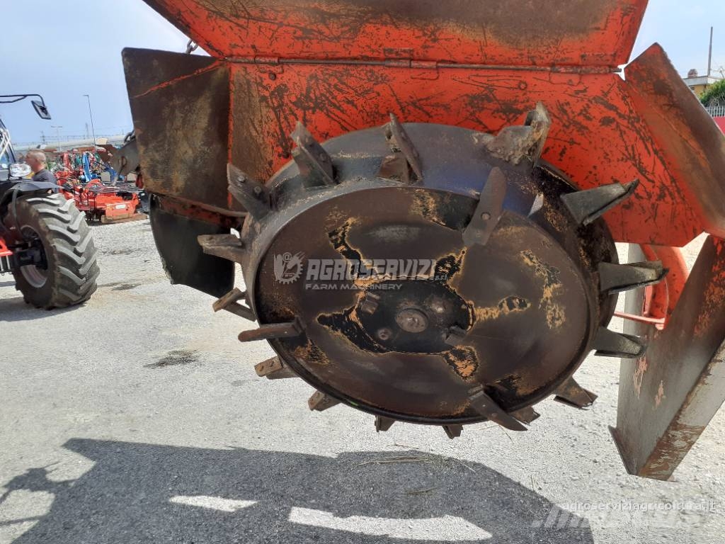  COSMECO SCAVAFOSSI B251 Rýhovače