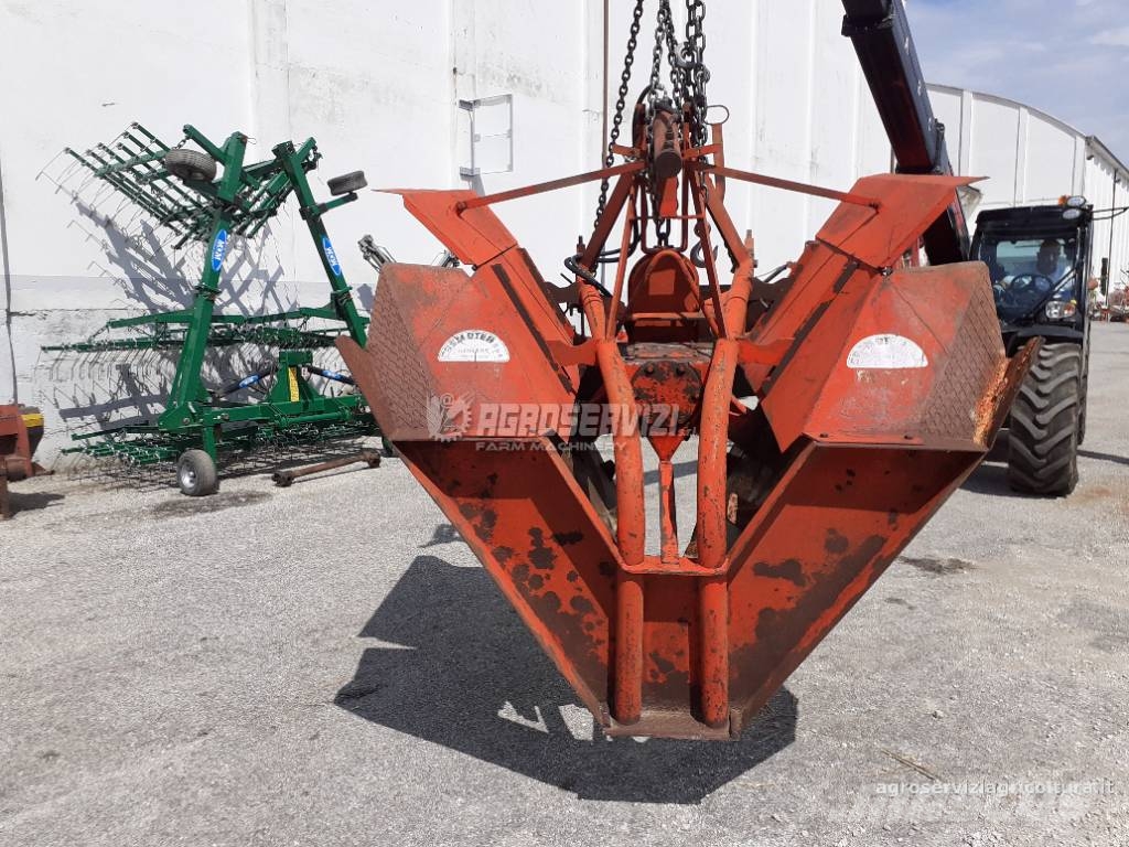  COSMECO SCAVAFOSSI B251 Rýhovače