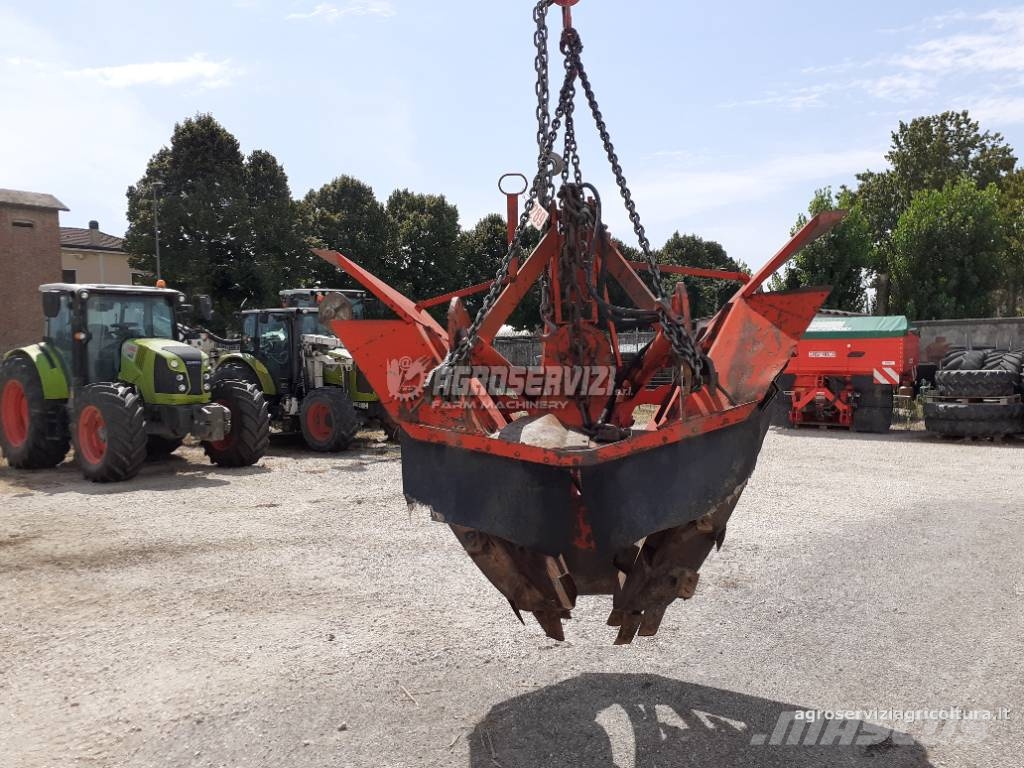  COSMECO SCAVAFOSSI B251 Rýhovače