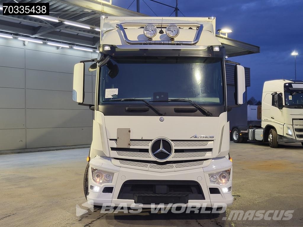 Mercedes-Benz Actros 1835 Actros 4X2 Full-Air Automatic Euro 6 2 Kofferaufbau