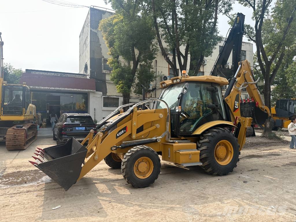 CAT 420F 백호로더