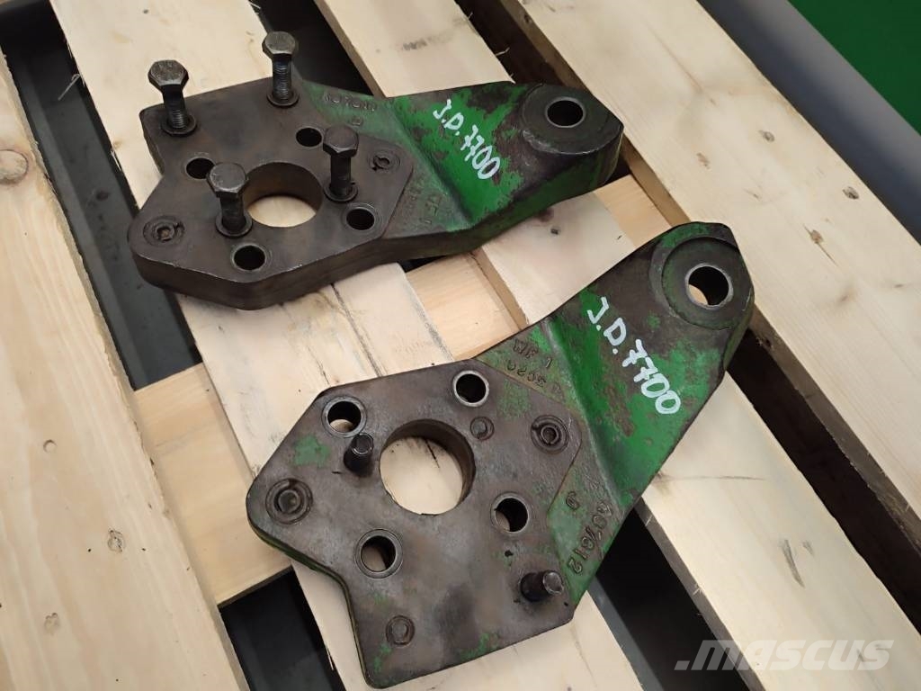 John Deere Steering arm R97611 John Deere 7700 Chassis and suspension