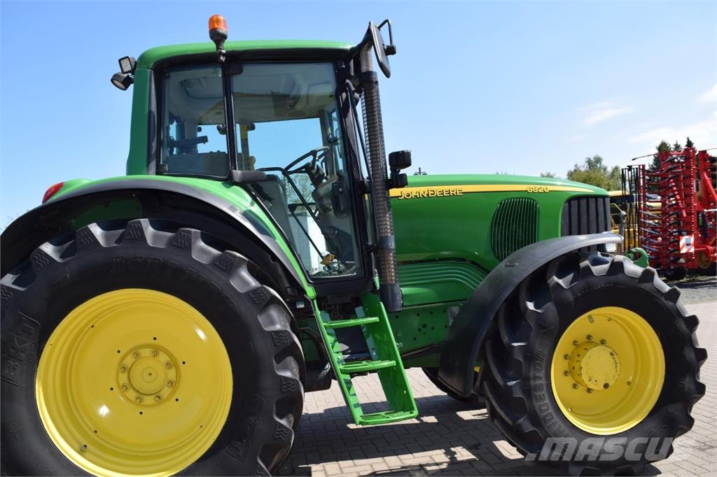 John Deere 6820 Tractors