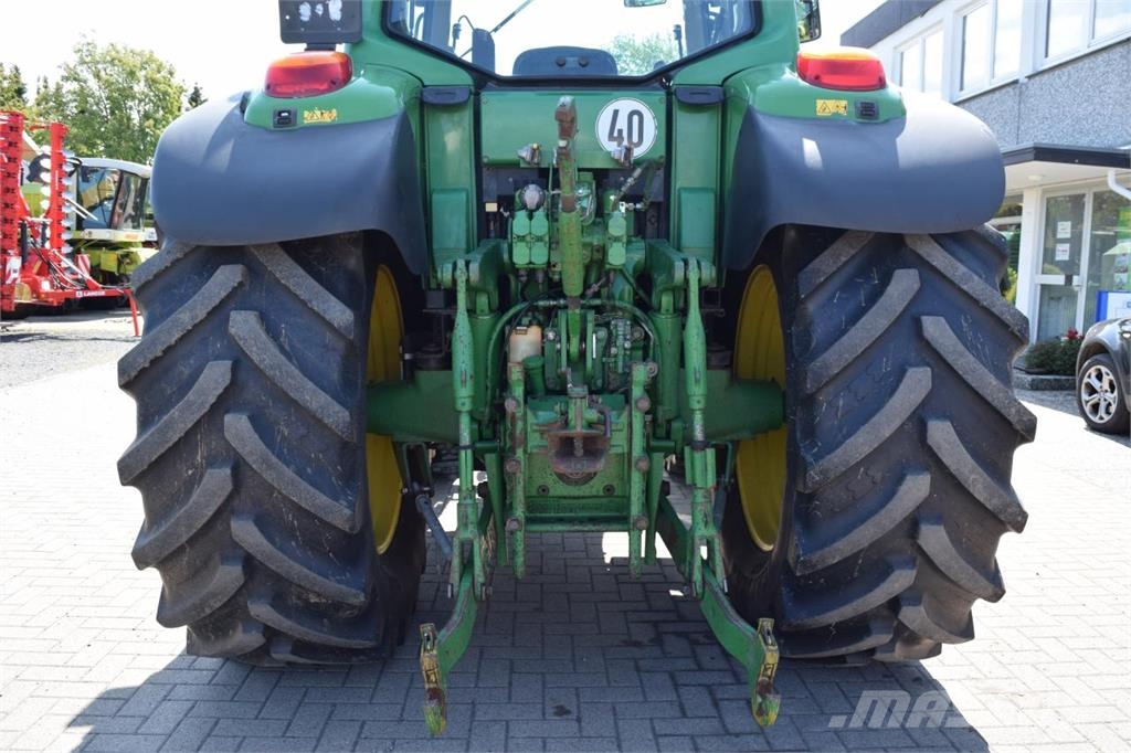John Deere 6820 Tractors
