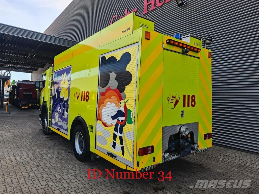 Scania P124C 420 4x4 Hauser 2000 Winde Wasserwerfer Licht Camiones de Bomberos