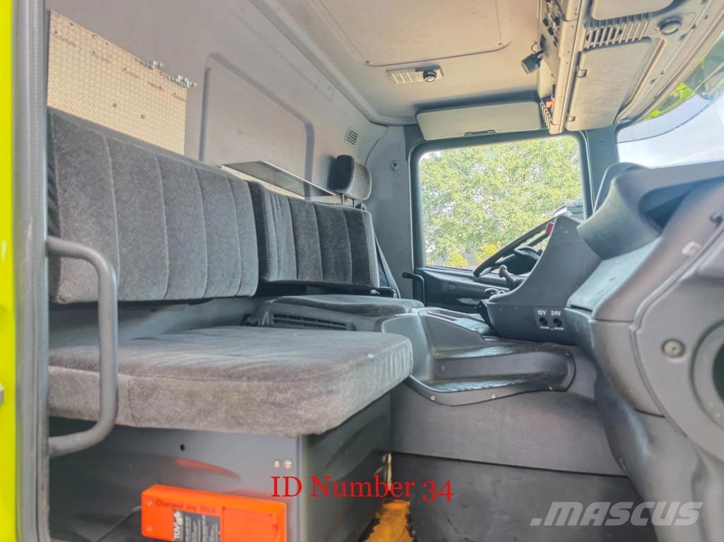 Scania P124C 420 4x4 Hauser 2000 Winde Wasserwerfer Licht Camiones de Bomberos