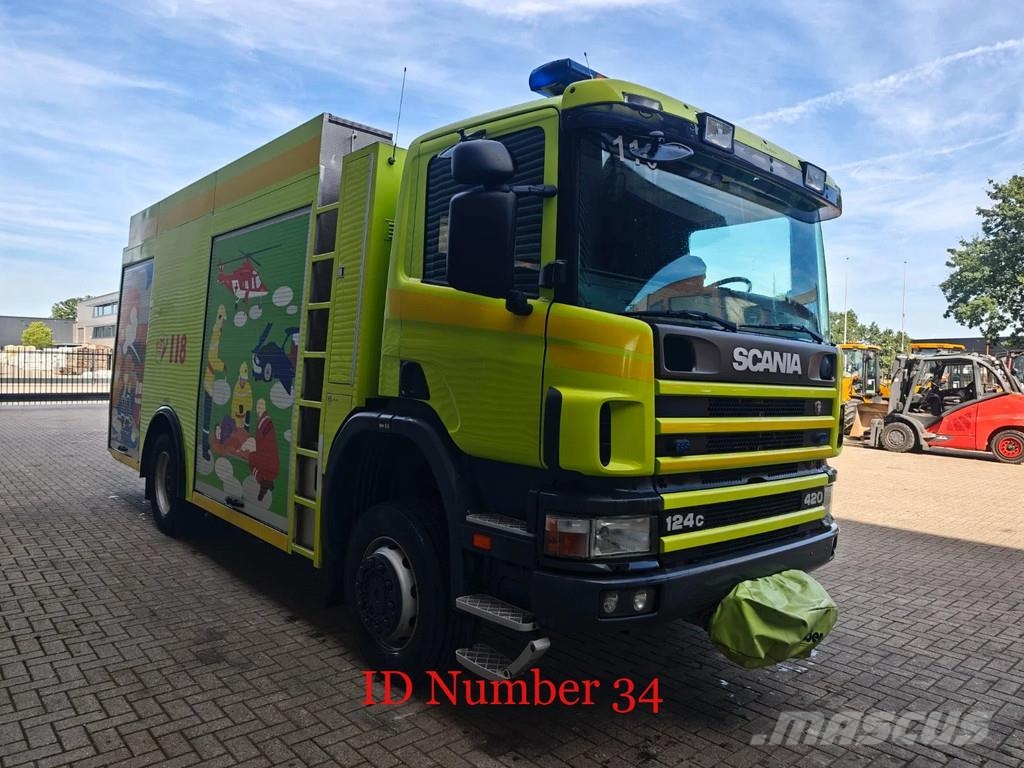 Scania P124C 420 4x4 Hauser 2000 Winde Wasserwerfer Licht Camiones de Bomberos